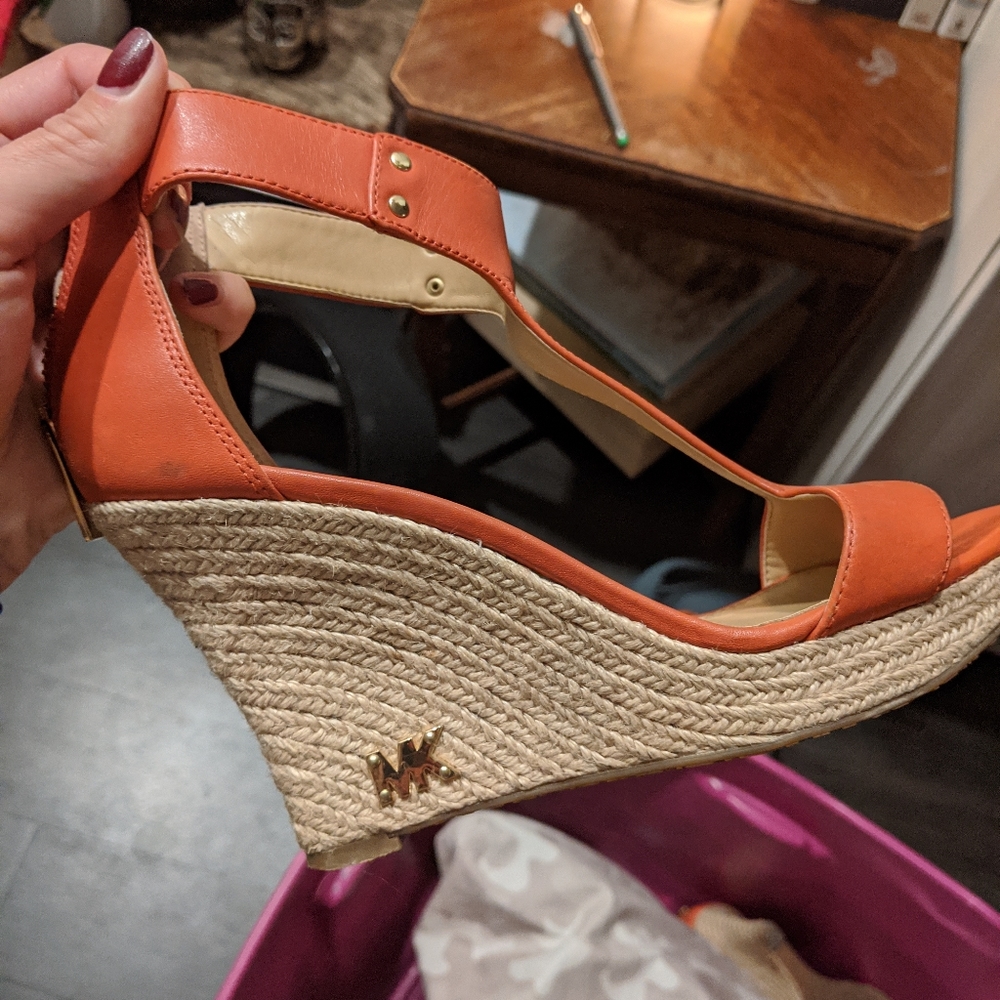 Like new Michael kors wedge